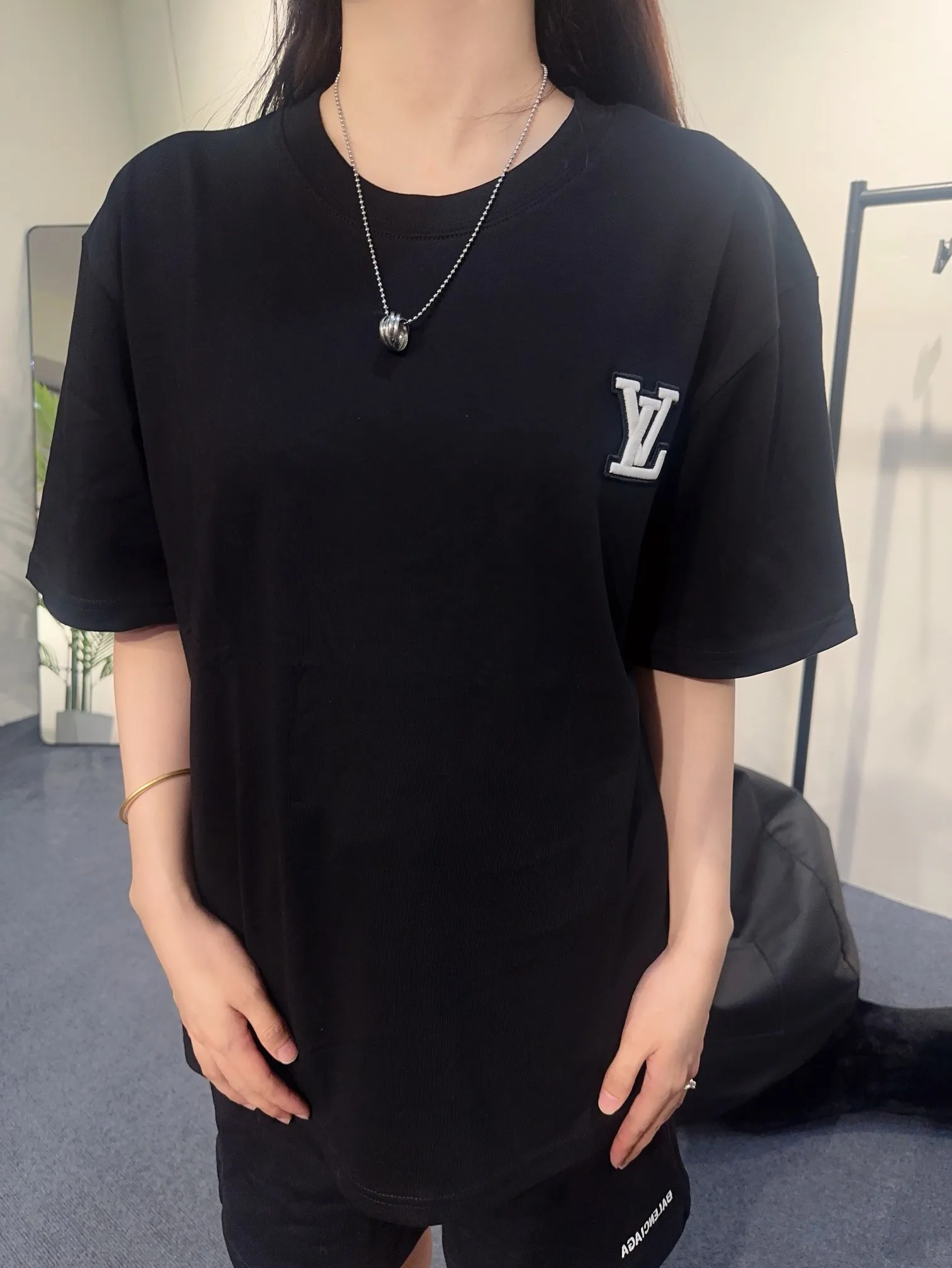 Louis Vuitton/Louis Vuitton 24ss short sleeves with embroidered letters on the chest